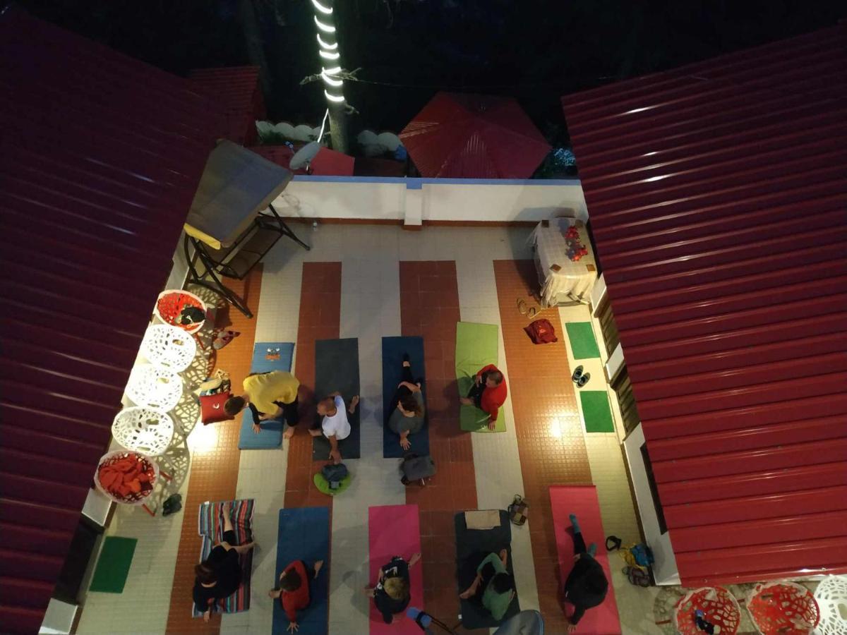 Hotel Manisha Gangotri Kültér fotó
