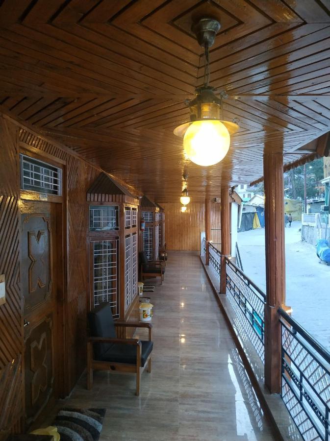 Hotel Manisha Gangotri Kültér fotó